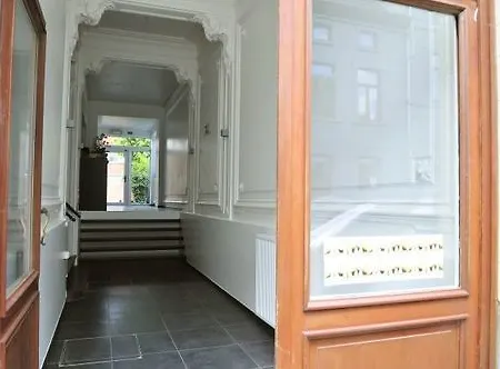 47 Auberge de jeunesse *